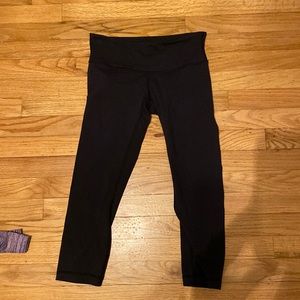 Lululemon crop leggings